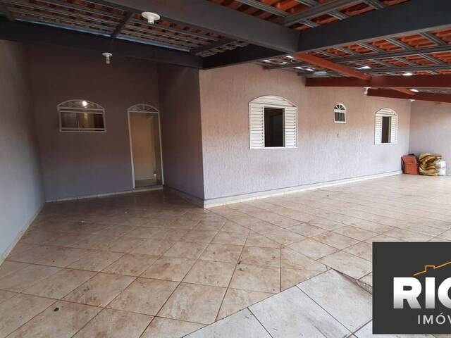 Casa para Venda em Piraju - 2
