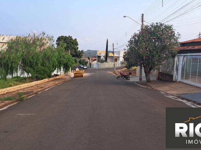 Terreno para Venda em Piraju - 3