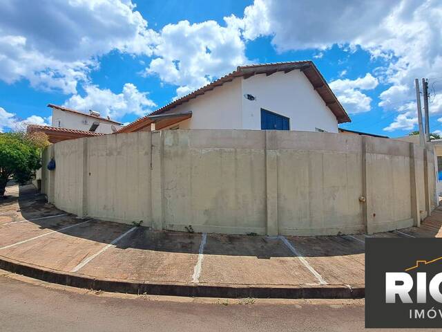 Casa para Venda em Piraju - 2