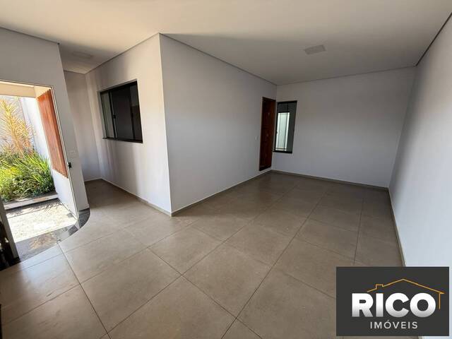 Casa para Venda em Taguaí - 3