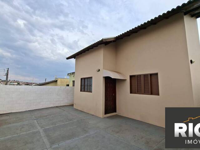 #667 - Casa para Venda em Piraju - SP - 2