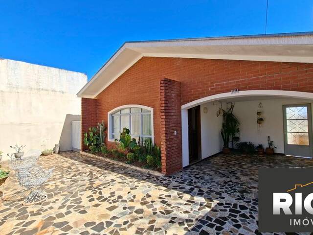 #670 - Casa para Venda em Piraju - SP