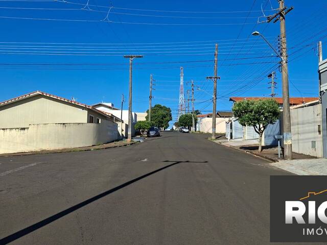 #718 - Terreno para Venda em Piraju - SP - 2