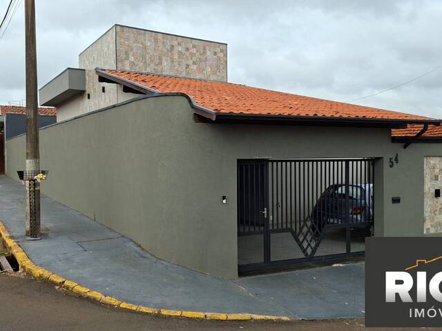 Casa para Venda em Piraju - 2