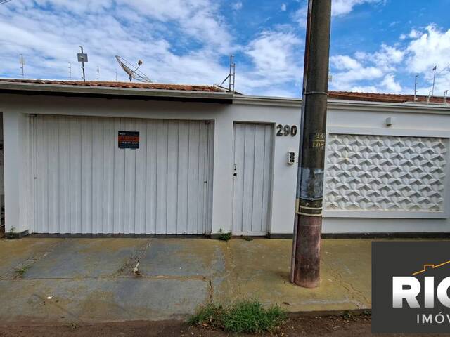 #141 - Casa para Locação em Piraju - SP - 1