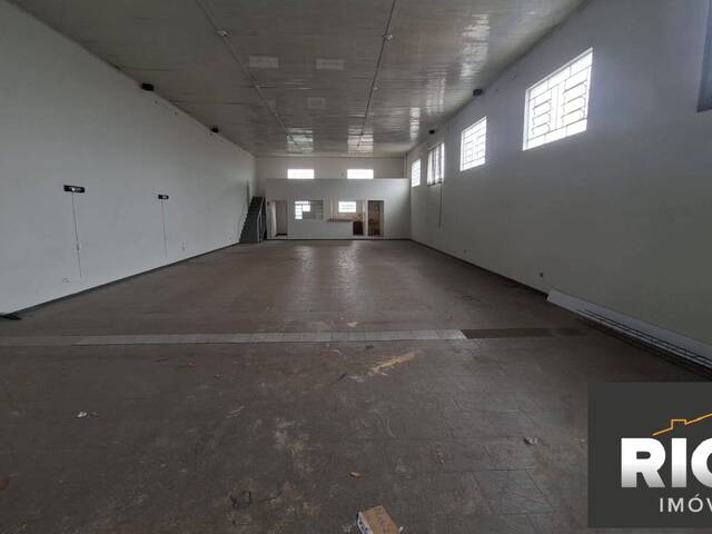 Prédio comercial para Locação em Piraju - 2