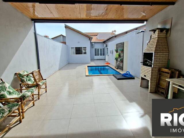 Casa para Venda em Piraju - 2