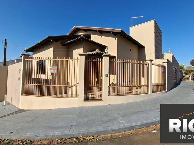 #664 - Casa para Venda em Piraju - SP - 1