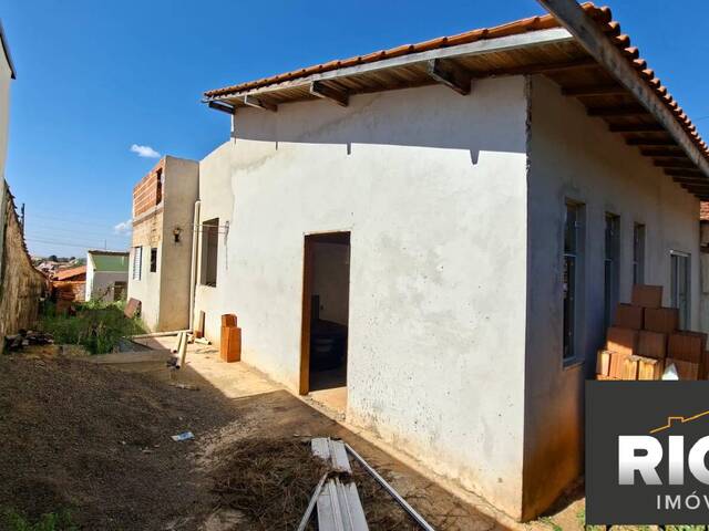 #749 - Casa para Venda em Piraju - SP - 2